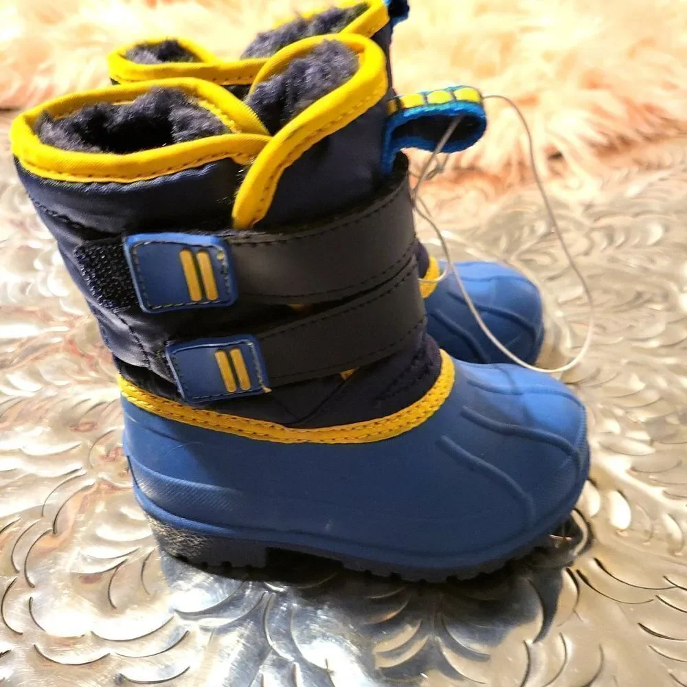 Unisex thermolite warm winter, rain boots, for cold days, children's sz.4
